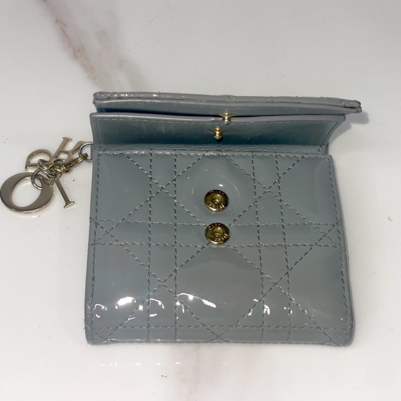Auth CHRISTIAN DIOR Lady Dior Gray Trifold wallet  with Dior Charm - Picture 4 of 7